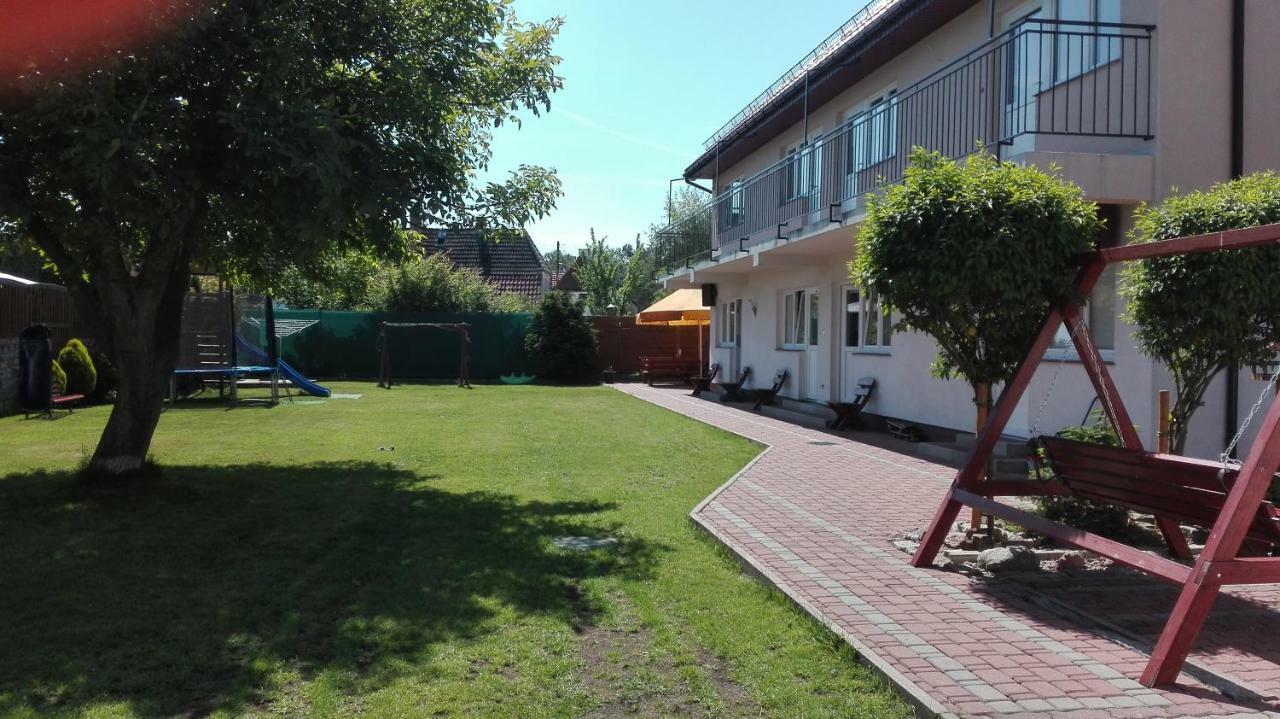Apartamenty Gosciniec Re-Max Mrzezyno Exterior photo